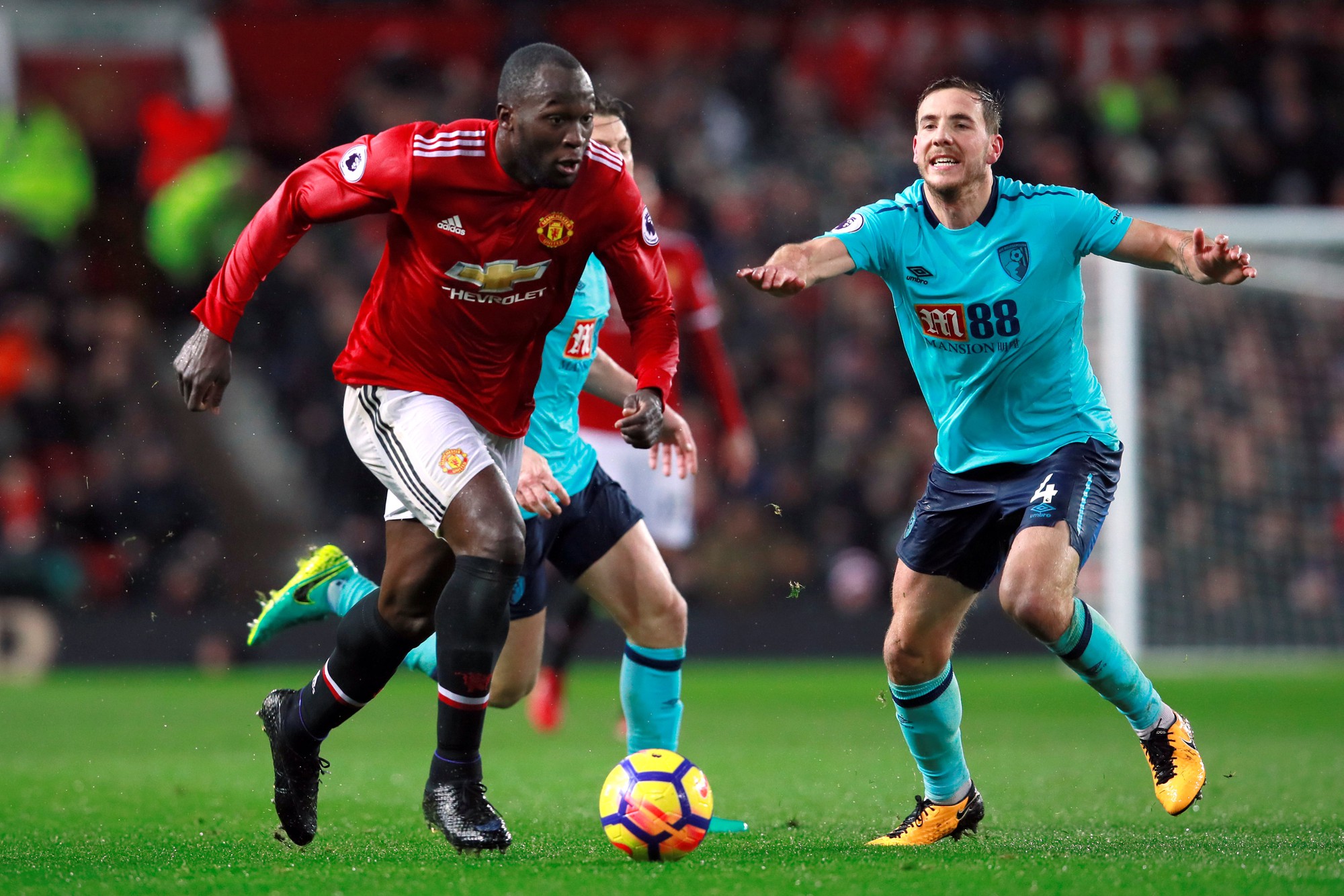 West Brom dùng người cũ M.U cản Lukaku