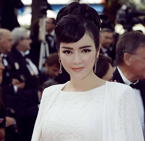 Lý Nhã Kỳ khẳng định mình không liên quan tấm pano ở LHP Cannes