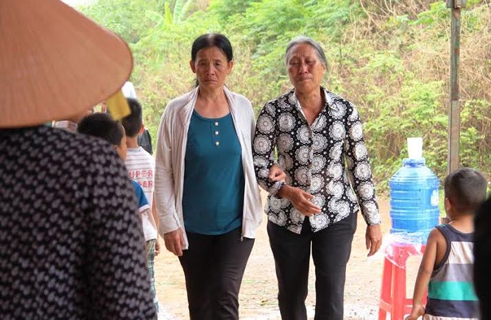 Chồng chết, vợ trọng thương trên đường về chịu tang mẹ