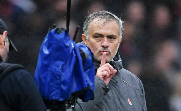 Mourinho: Lukaku là ngôi sao bất khả xâm phạm