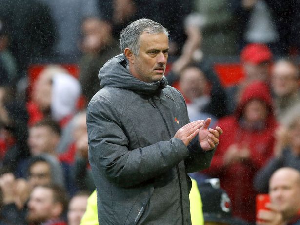 Martial ghi b&agrave;n hạ Tottenham nhờ b&iacute; k&iacute;p của Mourinho - Ảnh 2.