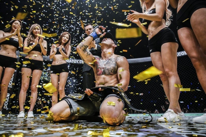 V&ocirc; địch One Championship sẽ tập luyện ở Việt Nam - Ảnh 1.