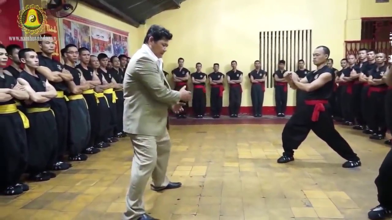 Chưởng môn Nam Huỳnh Đạo mời võ sư Vịnh Xuân dùng bữa