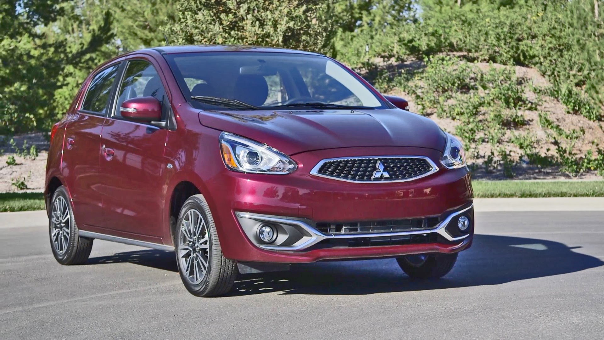 Cuộc chiến giảm giá: Mitsubishi đã giảm 214 triệu đồng