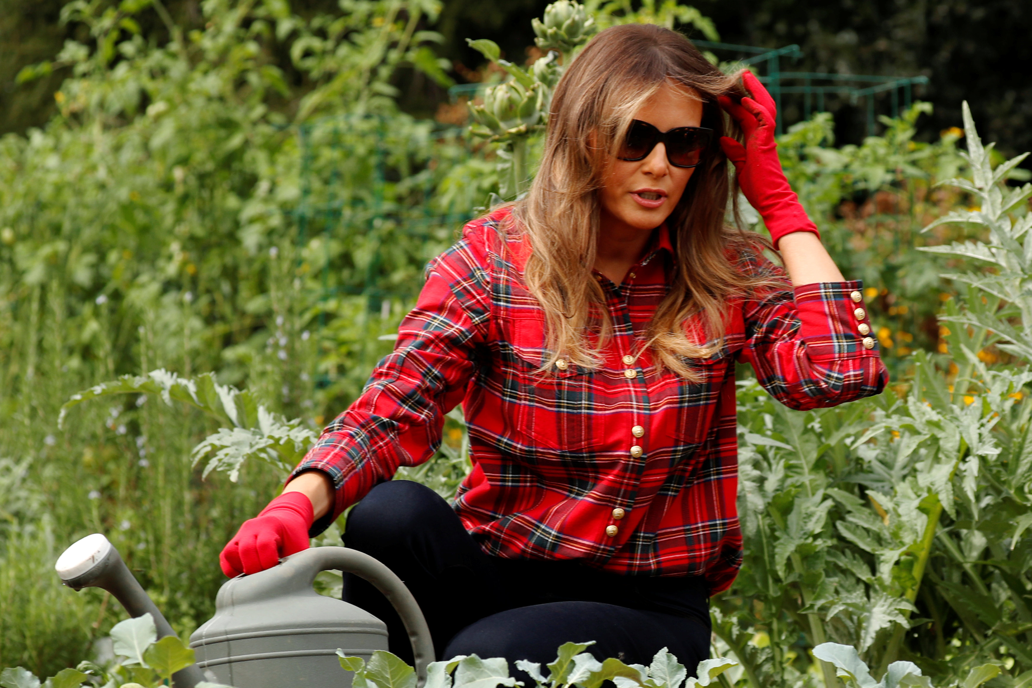 Công du một mình, bà Melania gặp Hoàng tử Harry và Thủ tướng Canada - Ảnh 14.