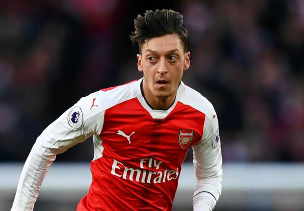 Ozil: Wenger nghỉ thì tôi rời Arsenal luôn
