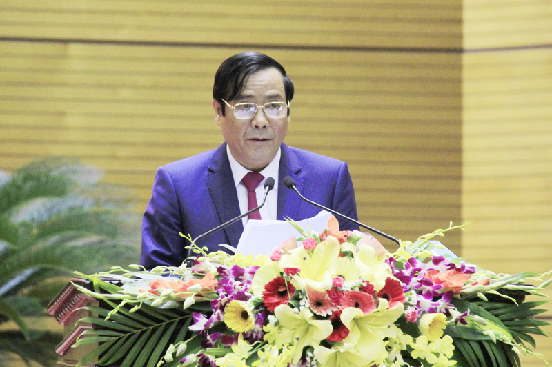 Phó Trưởng Ban Tổ chức Trung ương Nguyễn Thanh Bình trình bày báo cáo tại hội nghị - Ảnh: Kiên Thành