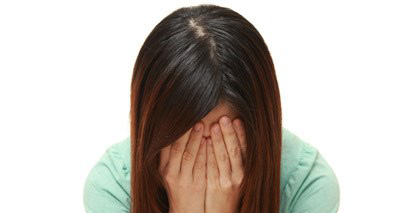 Thảm cảnh cô gái ôm bụng bầu sắp đẻ đến tòa