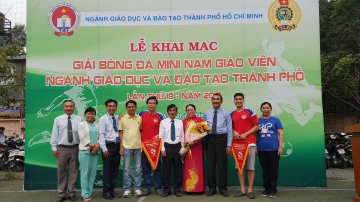 Trường Nguyễn Khuyến giành giải nhất bóng đá