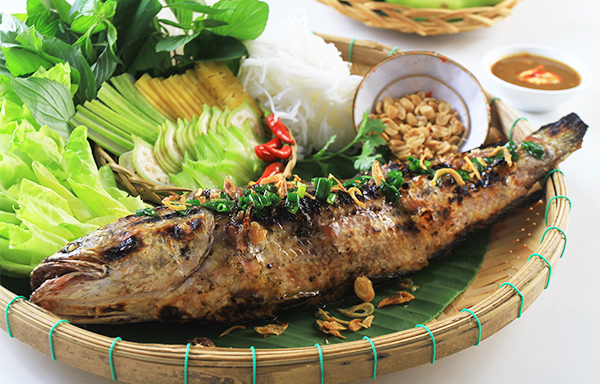 Ai c&acirc;̀n cẩn thận khi ăn c&aacute; để kh&ocirc;ng ph&aacute; sức khỏe? - Ảnh 1.