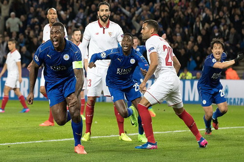 Leicester thăng hoa sau bàn mở tỉ số