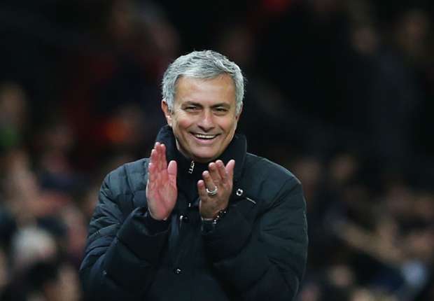 Mourinho: M.U chưa lên thiên đàng dù thắng liên tiếp