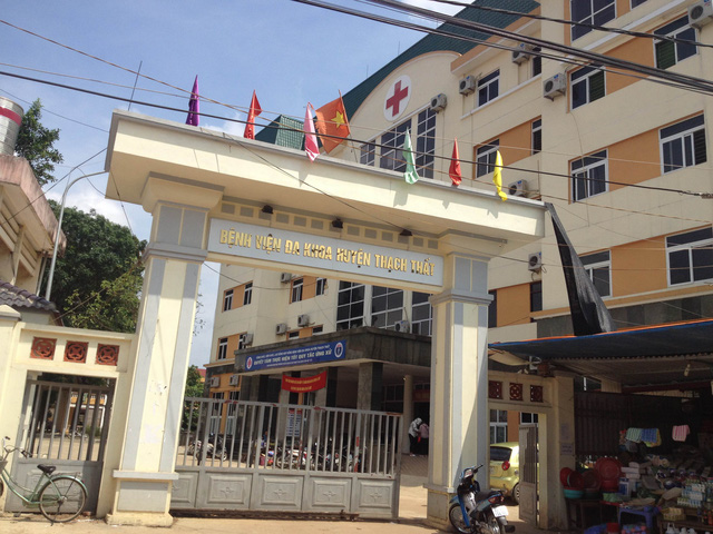 
Bệnh viện Đa khoa Thạch Thất, nơi xảy ra sự việc b&aacute;c sĩ bị đ&aacute;nh bất tỉnh

