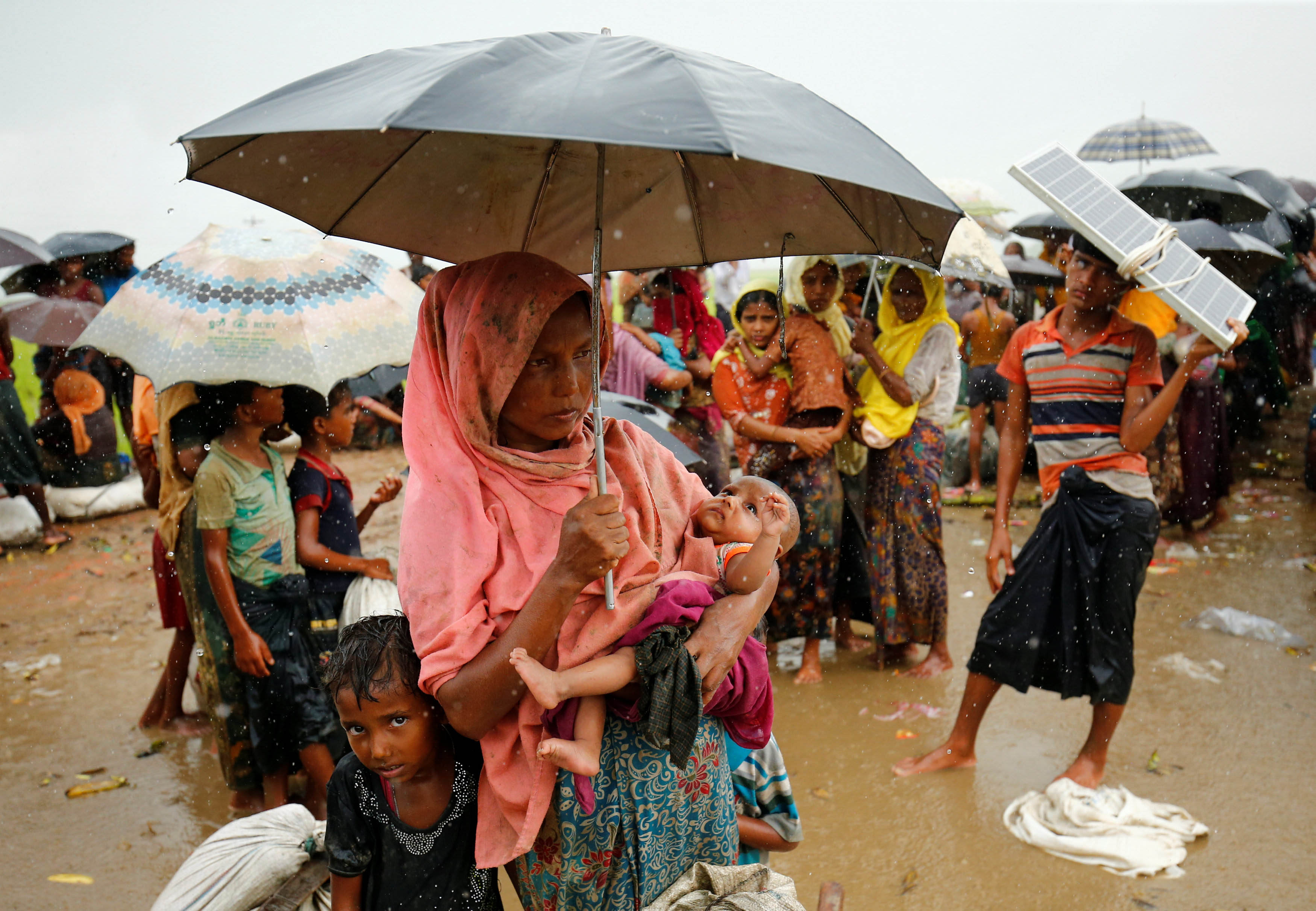 Myanmar: Đụng độ đẫm máu, gần 400 người chết