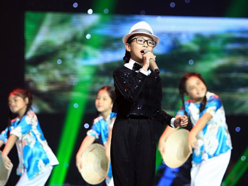 Cục Nghệ thuật biểu diễn lại "làm trò": Cấp phép cả ca khúc sau 1975
