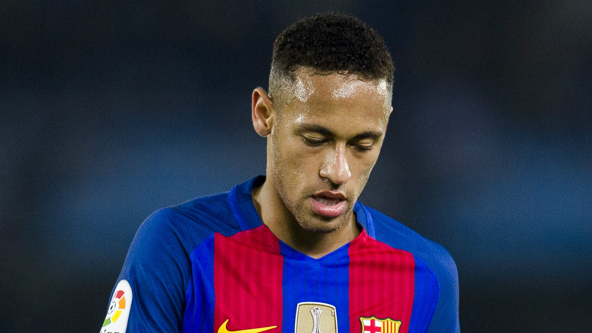 Tiền đạo Neymar cũng nằm ngoài danh sách