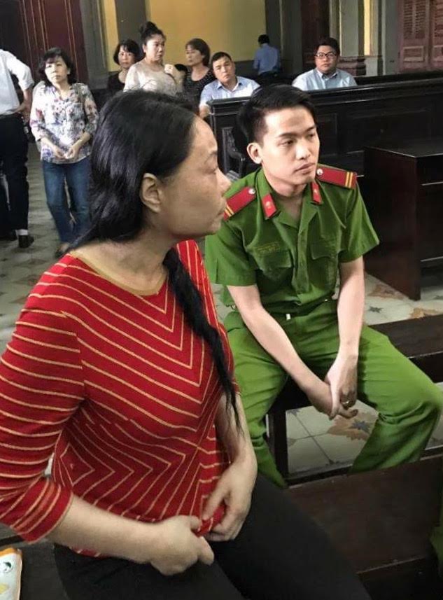 Hoa hậu quý bà Trương Thị Tuyết Nga tại tòa ngày 23-1