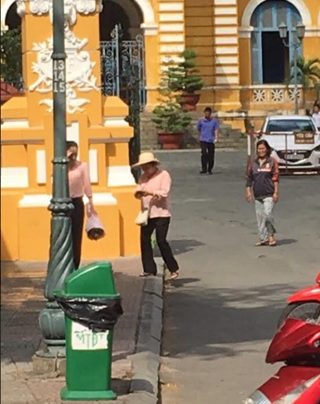 Ng&agrave;y đầu tại ngoại, hoa hậu Phương Nga đến t&ograve;a &aacute;n - Ảnh 2.