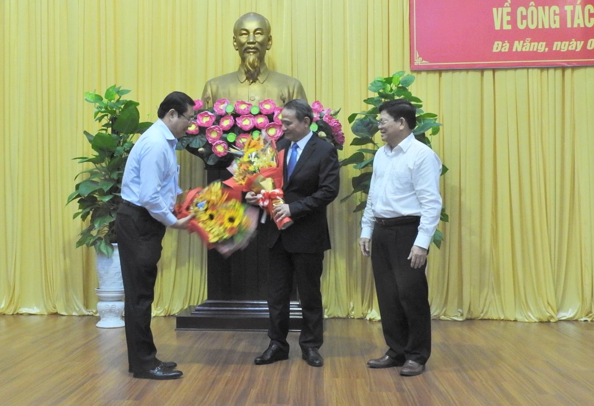T&acirc;n B&iacute; thư Đ&agrave; Nẵng n&oacute;i g&igrave; trong lễ nhậm chức? - Ảnh 3.