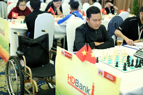 Nghị lực của những kỳ thủ đặc biệt tại giải HDBank 2018 - Ảnh 1.