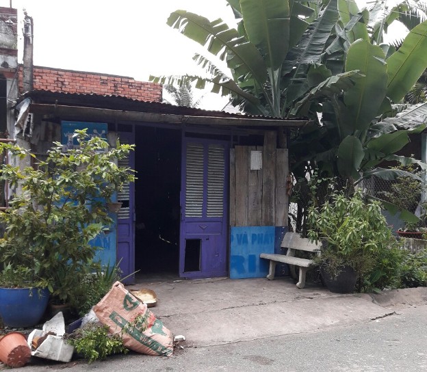 Bị côn đồ xông vào nhà truy sát