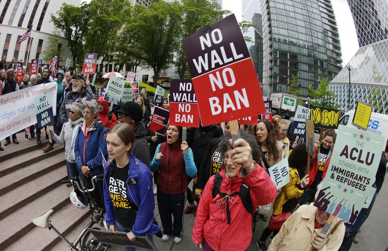 Sắc lệnh nhập cảnh của ông Donald Trump được "cứu"
