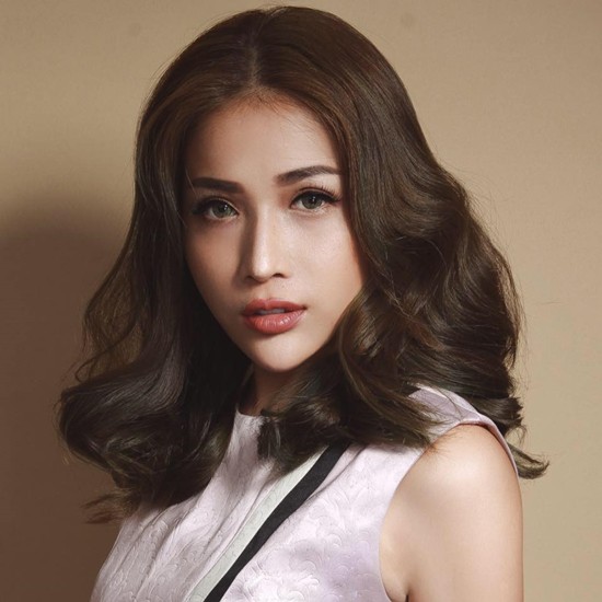 Sau tai nạn phỏng mặt, Khả Như hóa thân Thiên thần