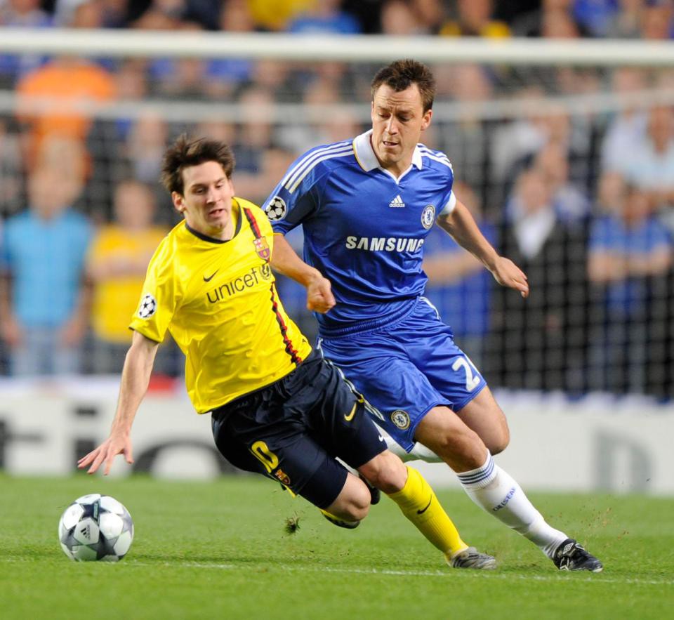 Messi chỉ ng&aacute;n mỗi Chelsea - Ảnh 3.