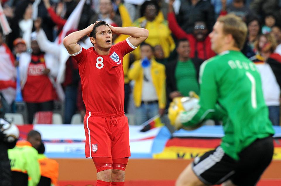Nỗi đau của Lampard và tuyển Anh tái hiện ở World Cup U17