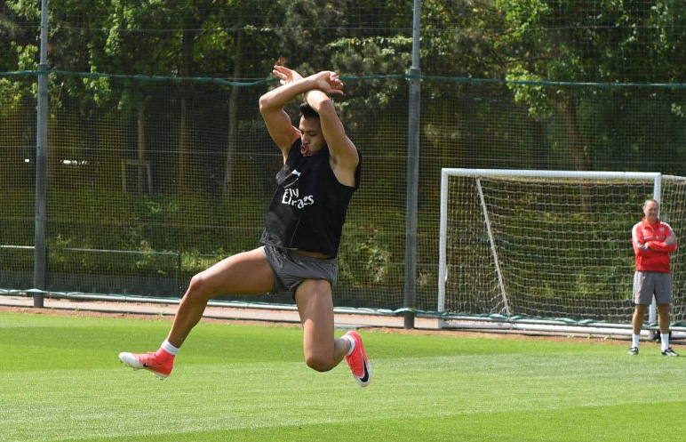 Arsenal, Chelsea sẵn sàng cho trận đánh cuối cùng