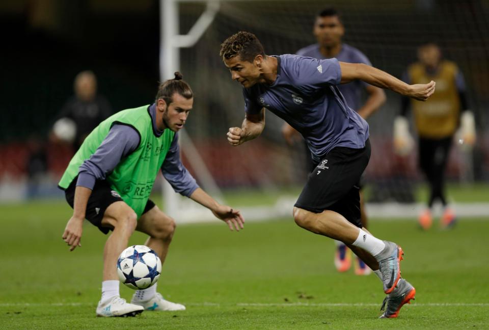 Sao Real, Juve sẵn s&agrave;ng trước giờ G - Ảnh 4.