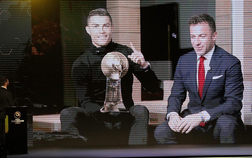 Thầy trò Ronaldo ẵm giải thưởng Toàn cầu tại Dubai - Ảnh 1.