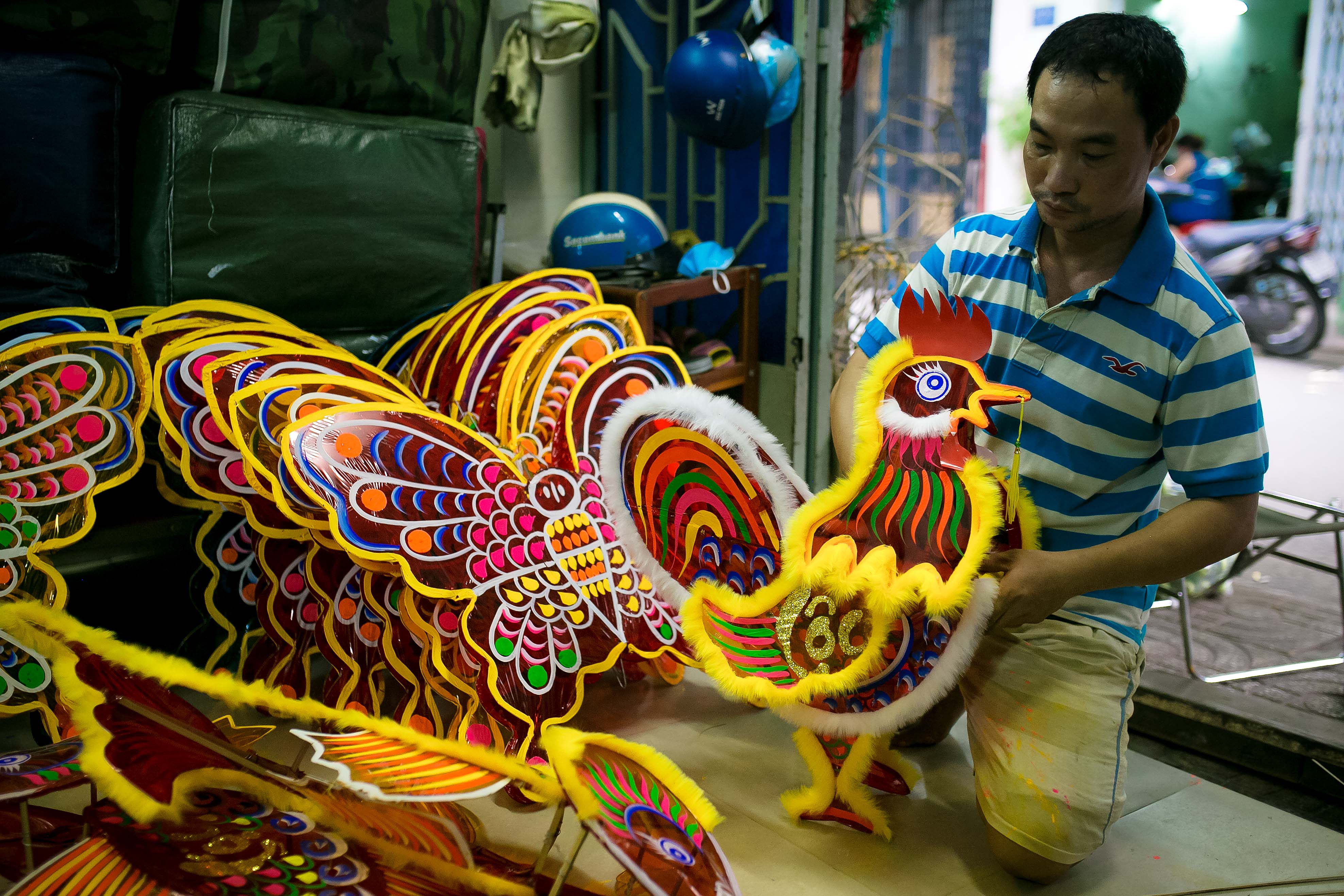 Làng lồng đèn giấy kiếng hồi sinh giữa Sài Gòn - Ảnh 11.