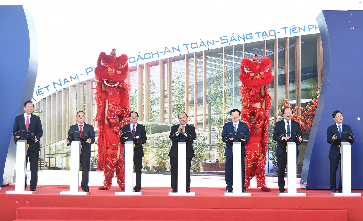 Thủ tướng khởi công nhà máy sản xuất 500.000 ô tô/năm