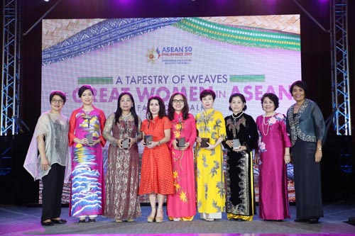 Phó chủ tịch SeABank được vinh danh “Doanh nhân nữ tiêu biểu ASEAN”