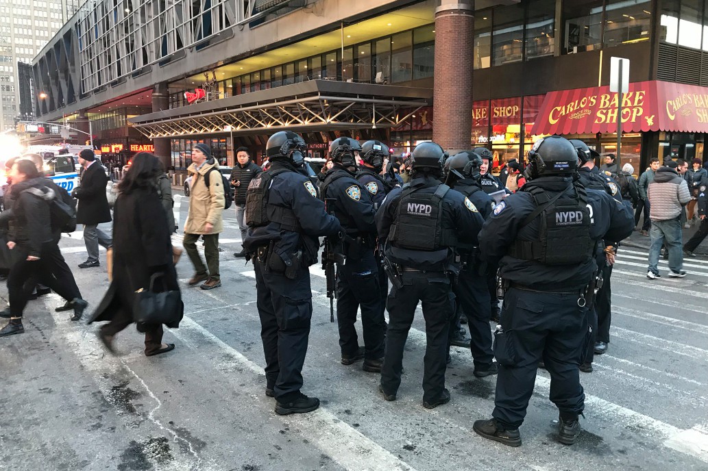 Nổ lớn ở New York, người dân cuống cuồng sơ tán