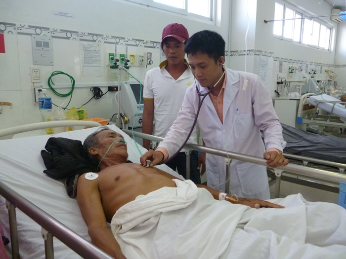 Lần đầu cấp cứu thành công trường hợp bệnh tim khó