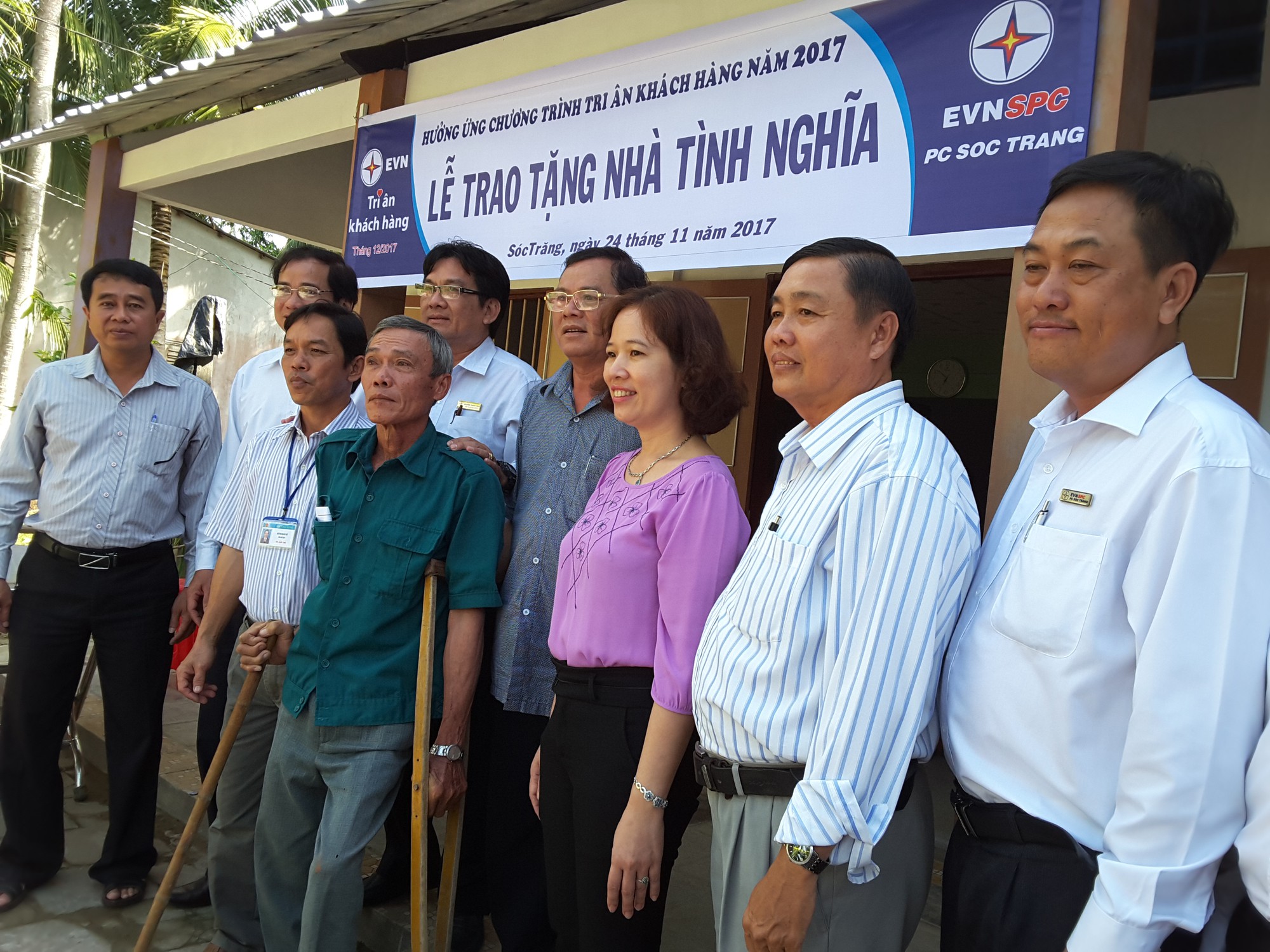 Tiếp thêm nguồn sáng tình thương cho người nghèo