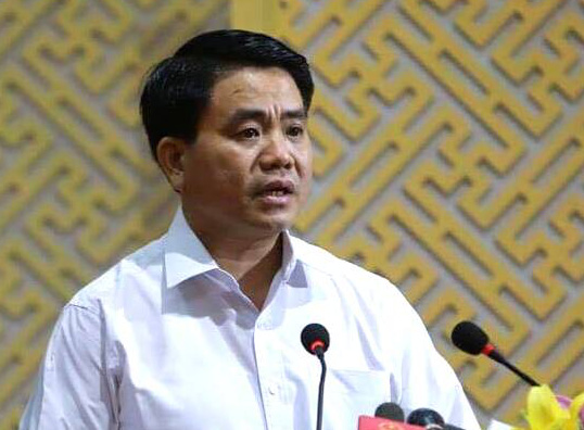 Chủ tịch Hà Nội Nguyễn Đức Chung phát biểu với người dân Đồng Tâm
