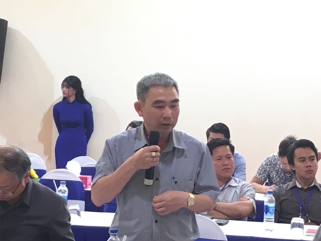 H&agrave;ng Trung Quốc sang xe xong l&agrave; th&agrave;nh h&agrave;ng Đ&agrave; Lạt! - Ảnh 1.
