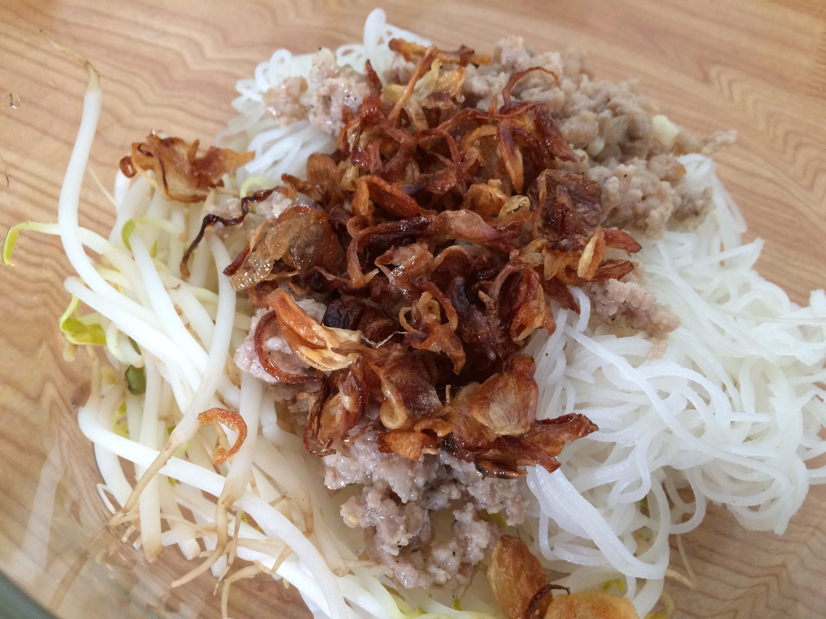 Đến phố núi phải ăn món phở khô Gia Lai mới được - Ảnh 7.