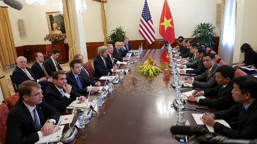 Ngoại trưởng Kerry hội đ&agrave;m với Thứ trưởng B&ugrave;i Thanh Sơn