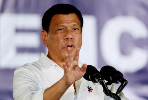 Tổng thống Duterte dọa áp đặt thiết quân luật