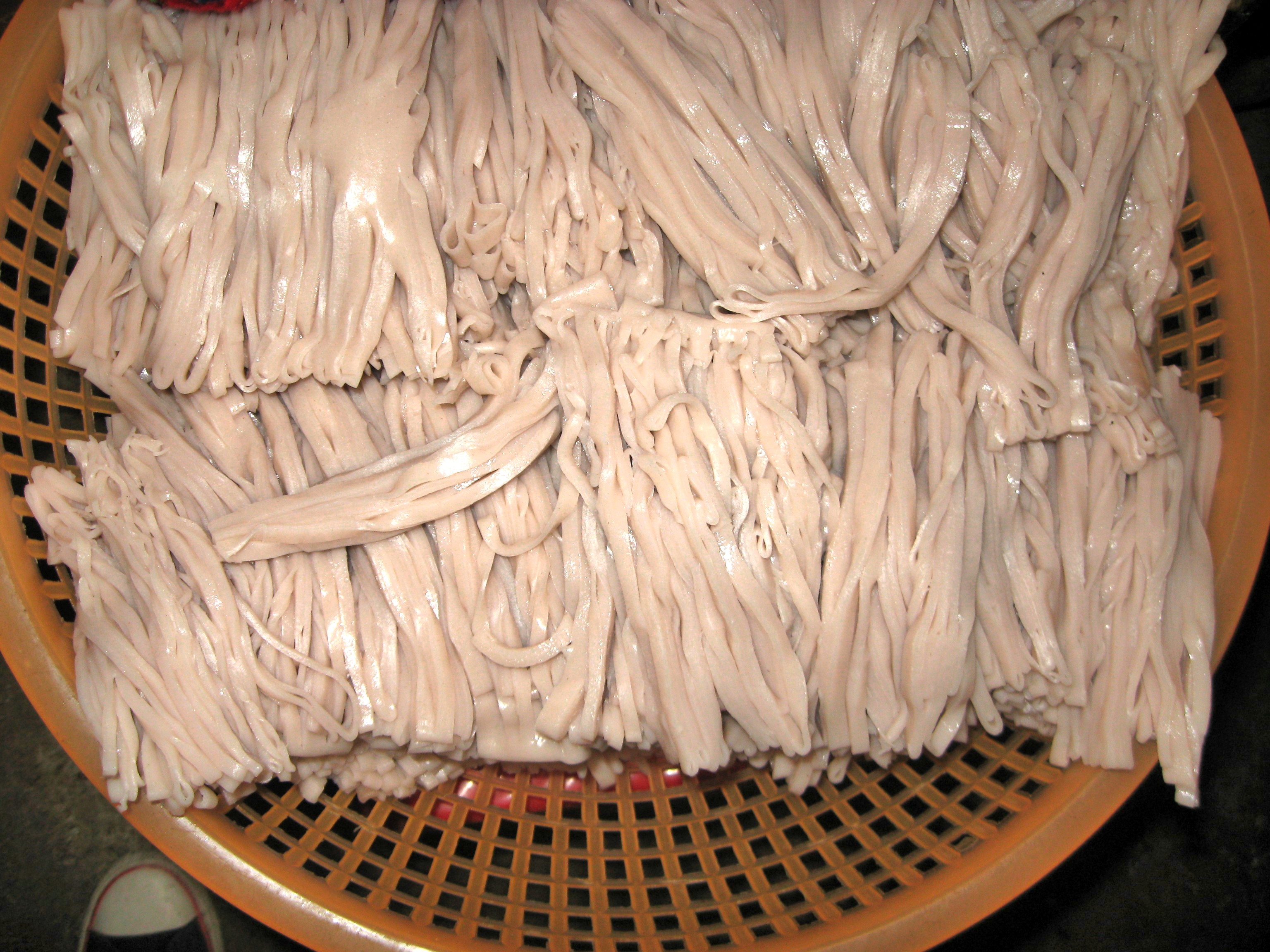 Thèm phở không rau, nhiều bột ngọt - Ảnh 1.