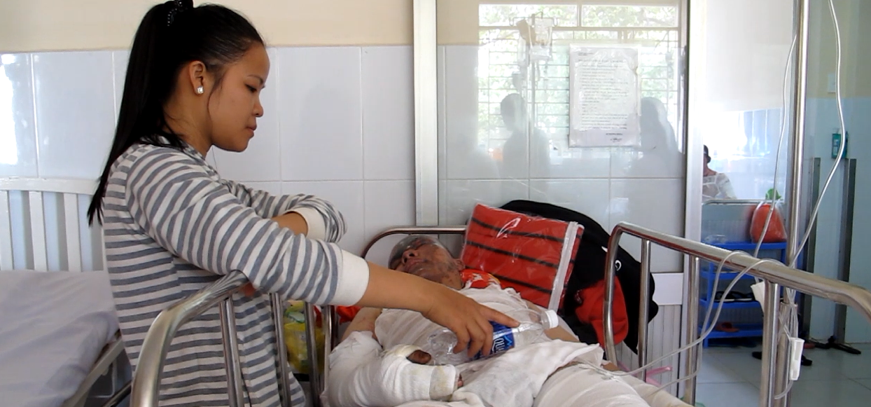 Nổ ở nhà máy tôn, 6 công nhân bị phỏng nặng