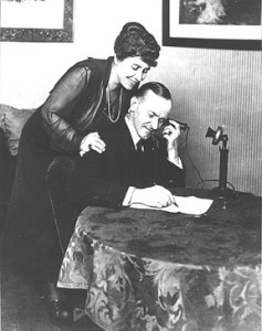 Tổng thống Mỹ thứ 30 Calvin Coolidge và phu nhân. Ảnh: Forbes Library