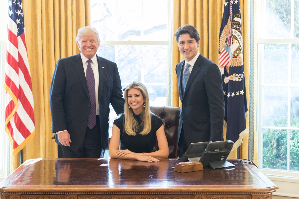 Gặp thủ tướng Canada, Tổng thống Trump lại bắt tay phá cách