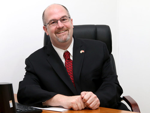 Ông Mark McGovern. Ảnh: Khả Hòa