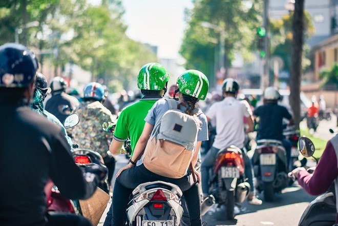 Uber, Grab và sự khuynh đảo thị trường taxi Việt Nam