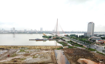 Quỹ đất trung t&acirc;m c&ograve;n lại &iacute;t, đất ven s&ocirc;ng H&agrave;n được nhiều người t&igrave;m mua với gi&aacute; rất cao